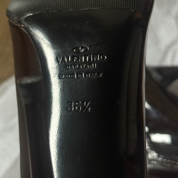 New Valentino Garavani Burgundy Patent Leather Booties 36.5 with sole protectors - Picture 7 of 13